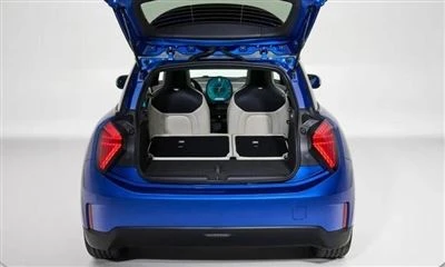 Munich Auto Show Ua Tsev Rau Suav Hom?